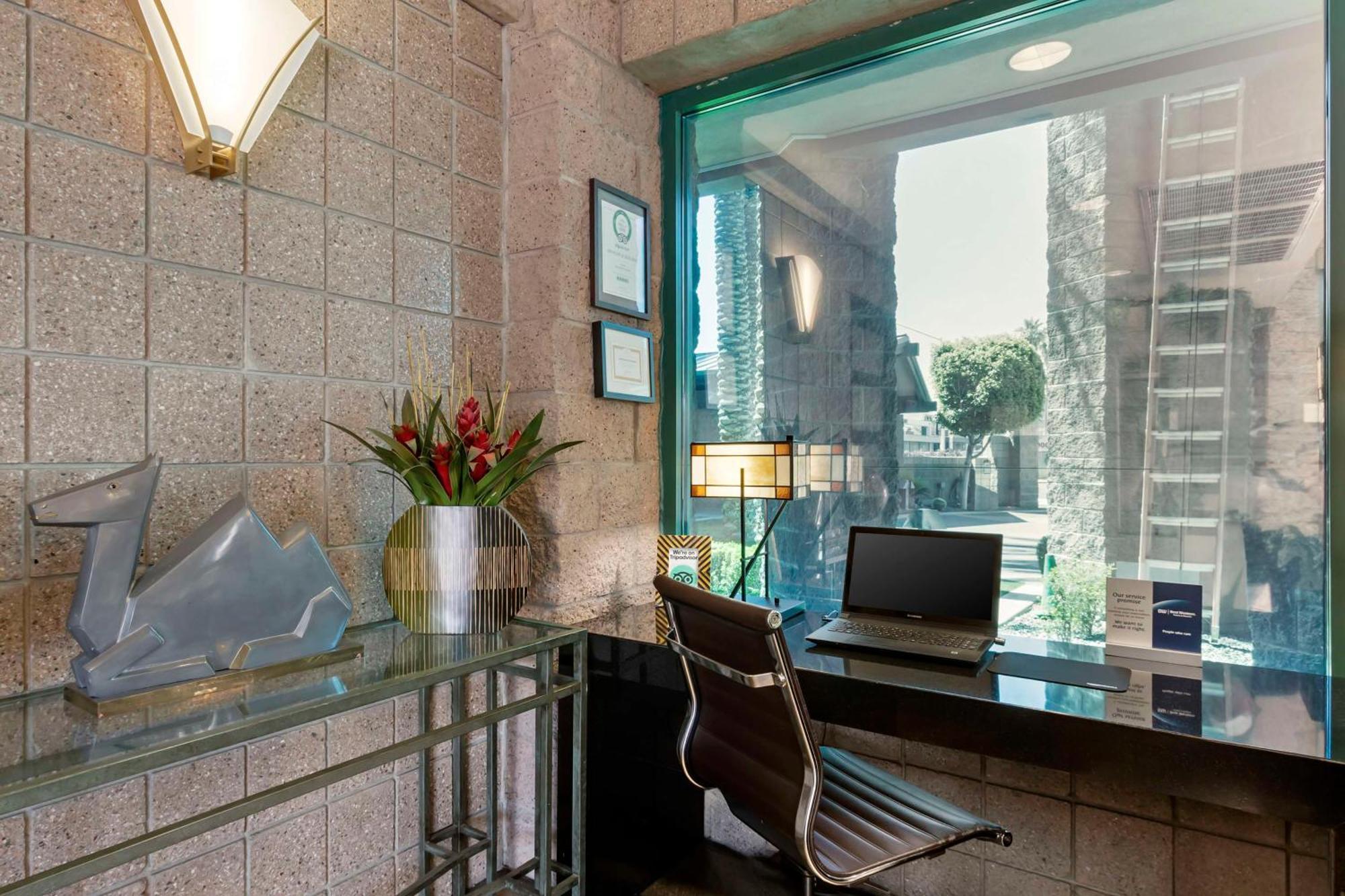 Best Western Plus Sundial Scottsdale Exterior foto